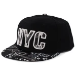 Czapka z daszkiem prostym NYC czarna